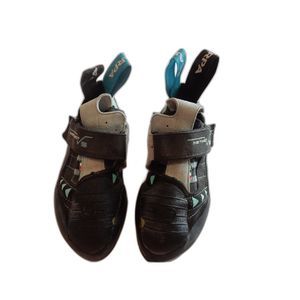 Scarpa INSTINCT VS Rock Climbing Bouldering Shoes sz 34 Youth Italy